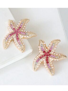 Starfish Earrings in Pink Crystal. Brand new!